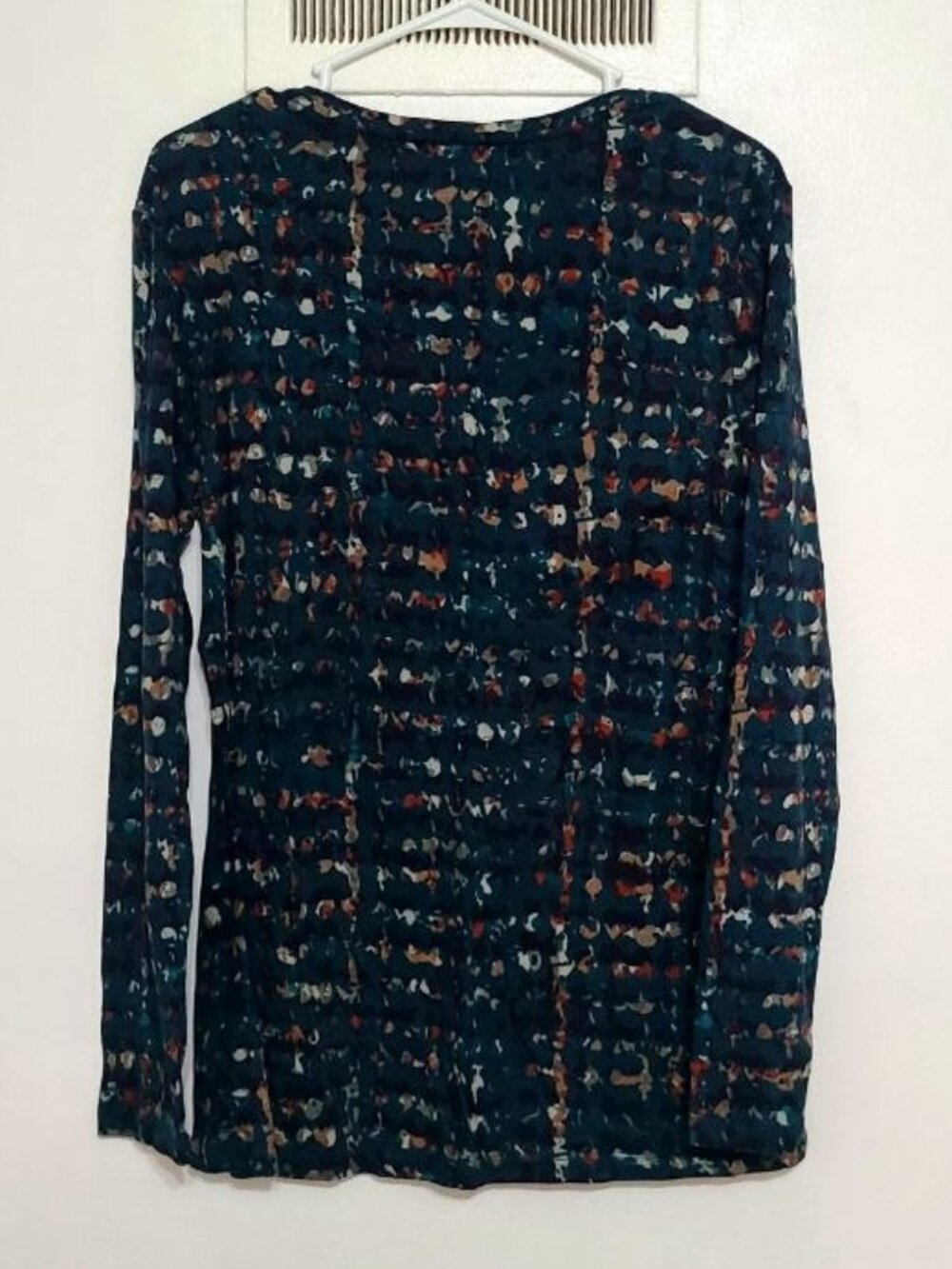 Abstract Long‑Sleeve Top - Picture 2 of 3